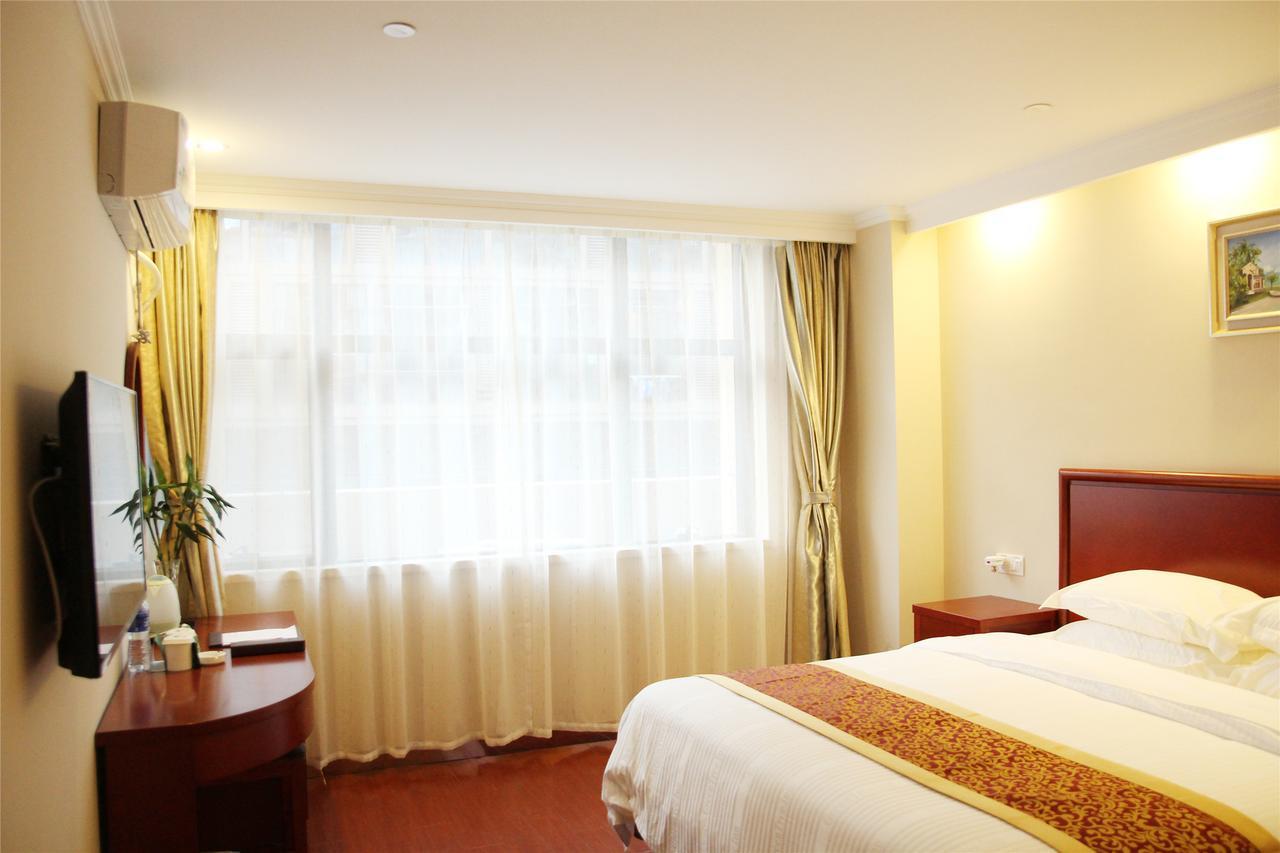 Shells Hanzhong City High Railway Station Renmin Road Hotel Zewnętrze zdjęcie